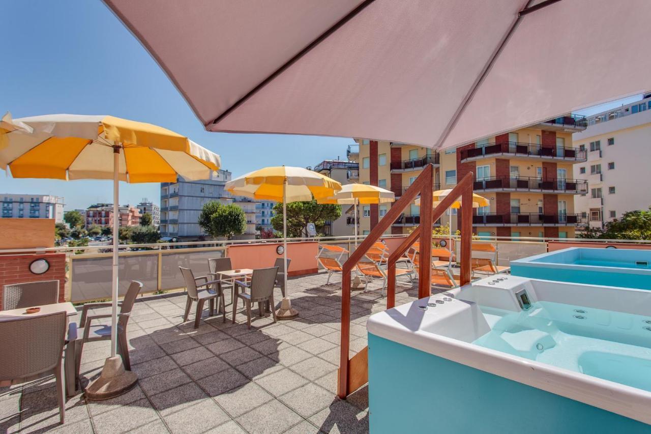 Hotel Joli Cesenatico Eksteriør billede