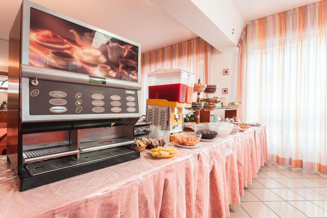 Hotel Joli Cesenatico Eksteriør billede