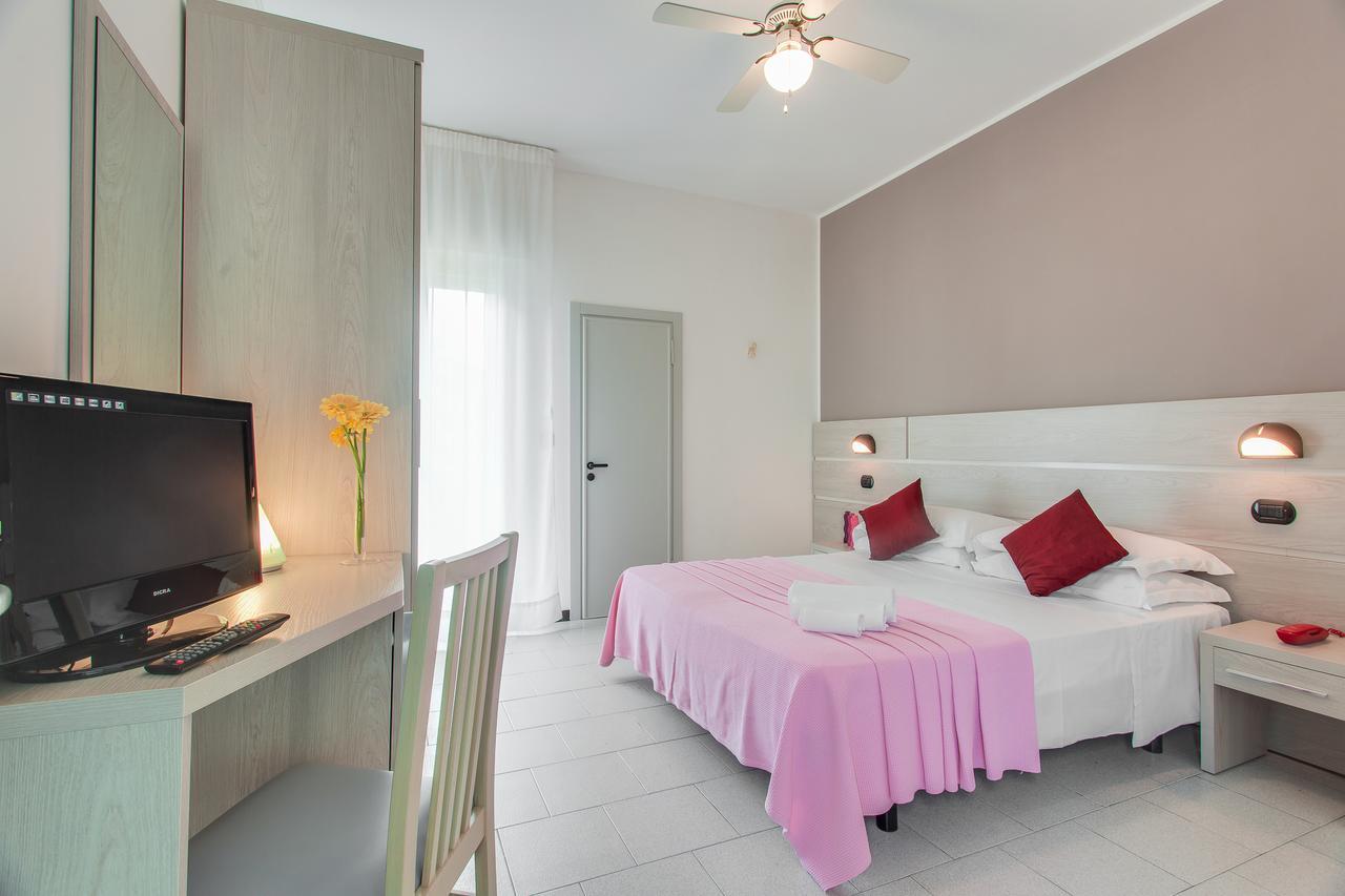 Hotel Joli Cesenatico Eksteriør billede